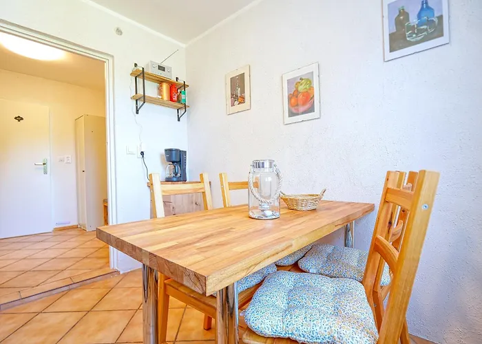 Lounika Apartamento Wronowo